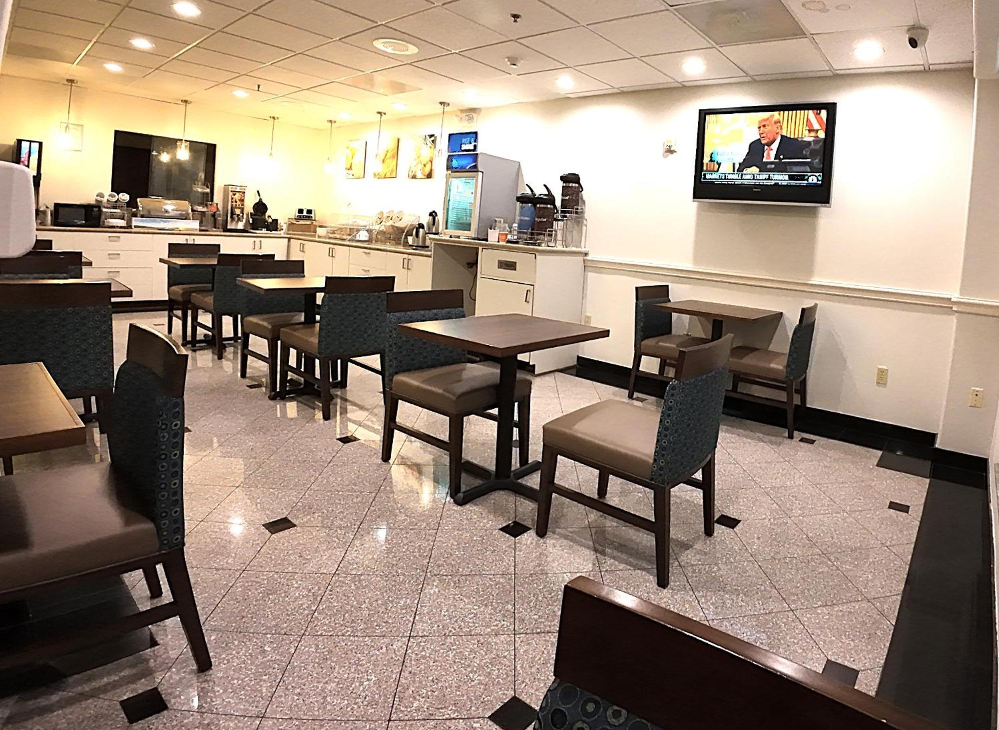 Otel Comfort Westchase Energy Corridor 3*